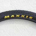 Maxxis Pace M333 tread pattern close-up